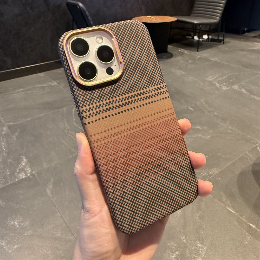 Ốp điện thoại từ tính họa tiết sợi carbon chất lượng cao cho iPhone 16 12 13 14 15 pro max Ống kính bảo vệ Camera Vỏ chống sốc Vỏ cứng bảo vệ điện thoại