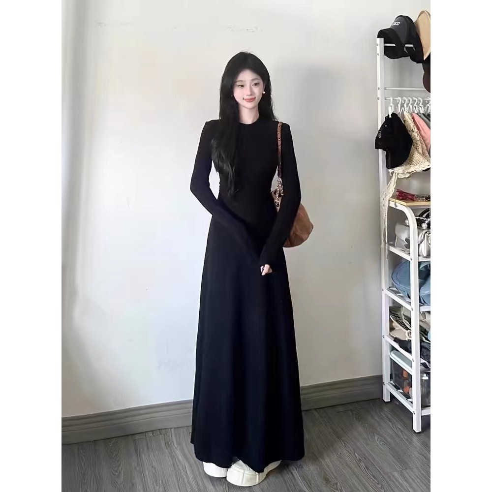 Đầm body dáng dài Váy đen dài tay mùa đông Váy liền dài tay màu đen váy dài kiểu Pháp mẫu đầu thu cho nữ | BigBuy360 - bigbuy360.vn