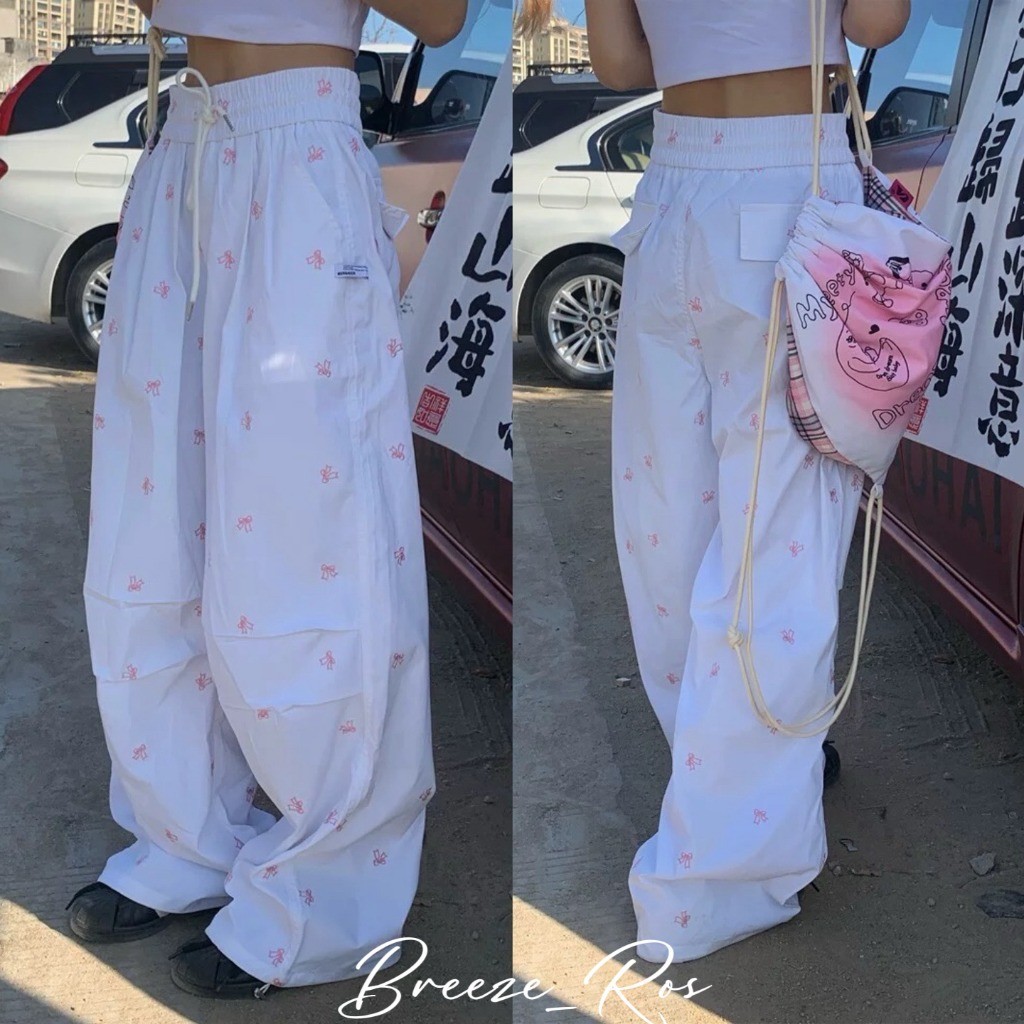 BREEZE_ROS Quần Ống Rộng Hoa Nữ  Giảm Béo Quần Lau Nhà Chân Thẳng