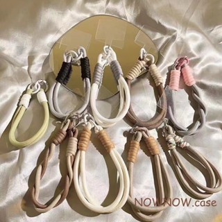 Thích hợp cho tất cả các mẫu điện thoại di động Vỏ điện thoại nữ đầy màu sắc Dây treo dây đeo cổ tay chống mất bụi bẩn màu hồng hoạt hình móc khóa dễ thương Dây treo tai nghe Bluetooth