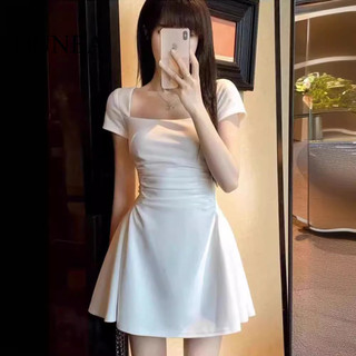 Váy trắng cổ vuông gợi cảm dành cho nữ DUNEA