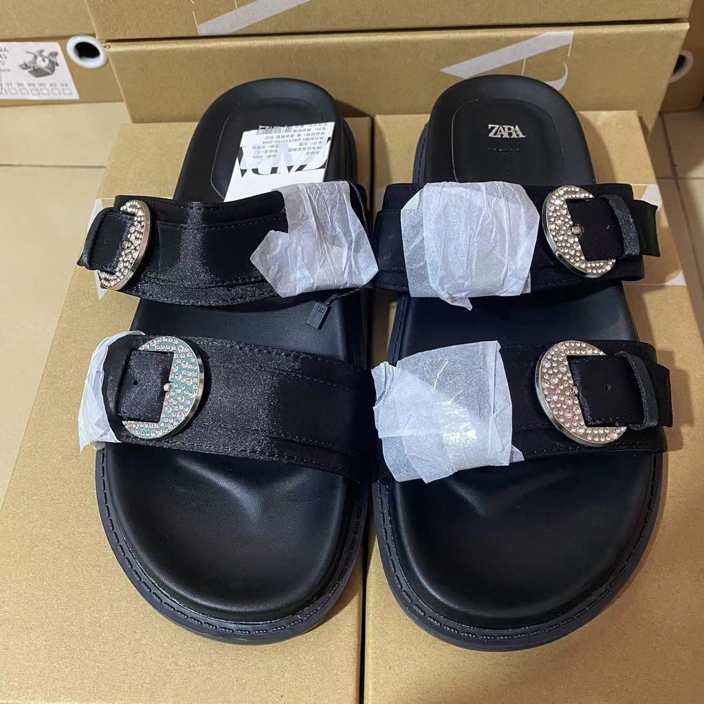 Zara Mùa Thu 2024 Giày Nữ Mới Trang Trí Kim Cương Giả Đen, Xăng đan Đế Bằng Mùa Hè, Giày Đi Biển Thời Trang