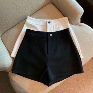 Quần Shorts Nữ Cạp Cao Dáng Ngắn Có Túi Sau Lưng Cao Màu Đen Trắng Quần Đùi sooc Ôm body - SAM