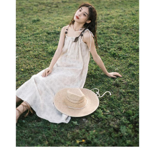 Váy 2 dây yếm Váy đi biển trễ vai Đầm maxi dáng dài Nhẹ Nhàng Retro Tính Khí Niche Thanh Lịch Vintage Suspender Dress Strappy Gợi Cảm Pure Desire