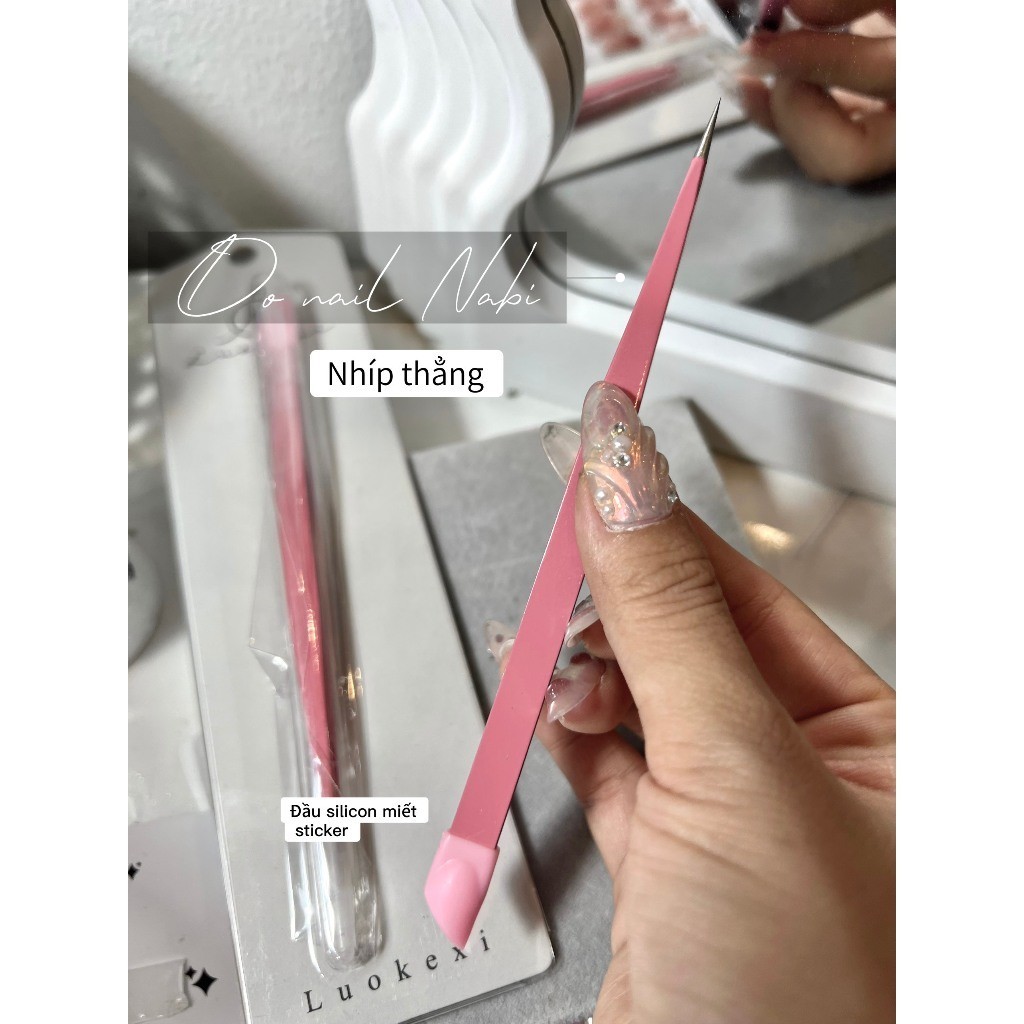 Nhíp thẳng có đầu silicon màu hồng Naomi Nail