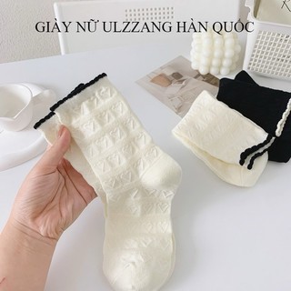 Tất Cao Cổ Nữ Đen Trắng - TRÁI TIM - Chất Liệu Vải Cotton