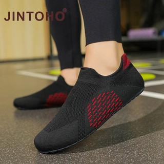 Giày đi bộ thoải mái, phù hợp cho việc đi bộ đường dài và tập Yoga