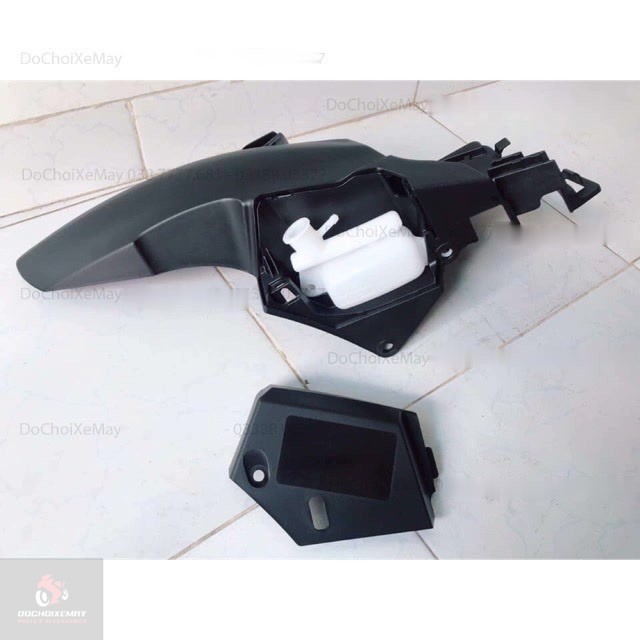 Dè con 3 miếng ab cho Click Vario gắn như zin, che bùn hiệu quả. DoChoiXeMay