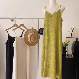 2024 mùa hè mới lỏng xếp li Sling ăn mặc tiên tiến tất cả phù hợp với duyên dáng đơn giản v-cổ xếp li ăn mặc owys