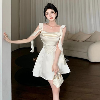 Váy Liền Hai Dây Cổ Vuông Dây Nổi Tiếng Cao Cấp Phong Cách Pháp Váy Ngắn Chữ A Thắt Eo Nữ Mùa Hè Mẫu Mới