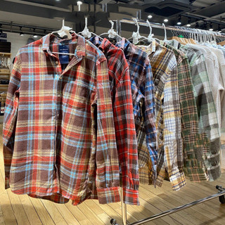 [SR-STUDIO] Áo khoác sơ mi kẻ sọc màu xanh lá cây dài tay cổ điển kiểu Mỹ Brandy Melville cho nữ mùa hè mùa thu nhiều Màu oversize MZRR