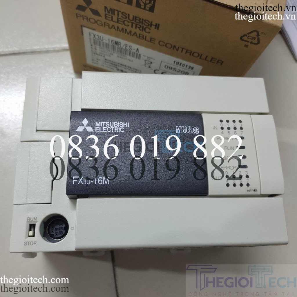 PLC Mitsubishi FX3U-16MR/ES-A