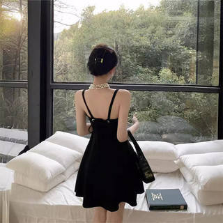 Váy lệch vai không tay phong cách Hàn Quốc Slim-Fit màu trơn không lưng màu trơn Váy chữ A Váy giảm tuổi
