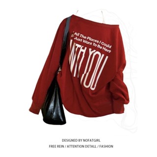  Áo thun dài tay in hoa 2024 hở vai cổ điển kiểu Mỹ Áo len chui đầu phối khí rộng rãi thiết kế hai bên mùa thu mẫu mới 