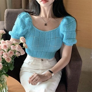 Áo thun nữ cổ vuông ngắn phong cách Hàn Quốc