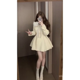 Đường may cổ lông vàng tinh tế ngọt ngào và dịu dàng phong cách hai bên ngực eo khí chất váy len váy ngắn