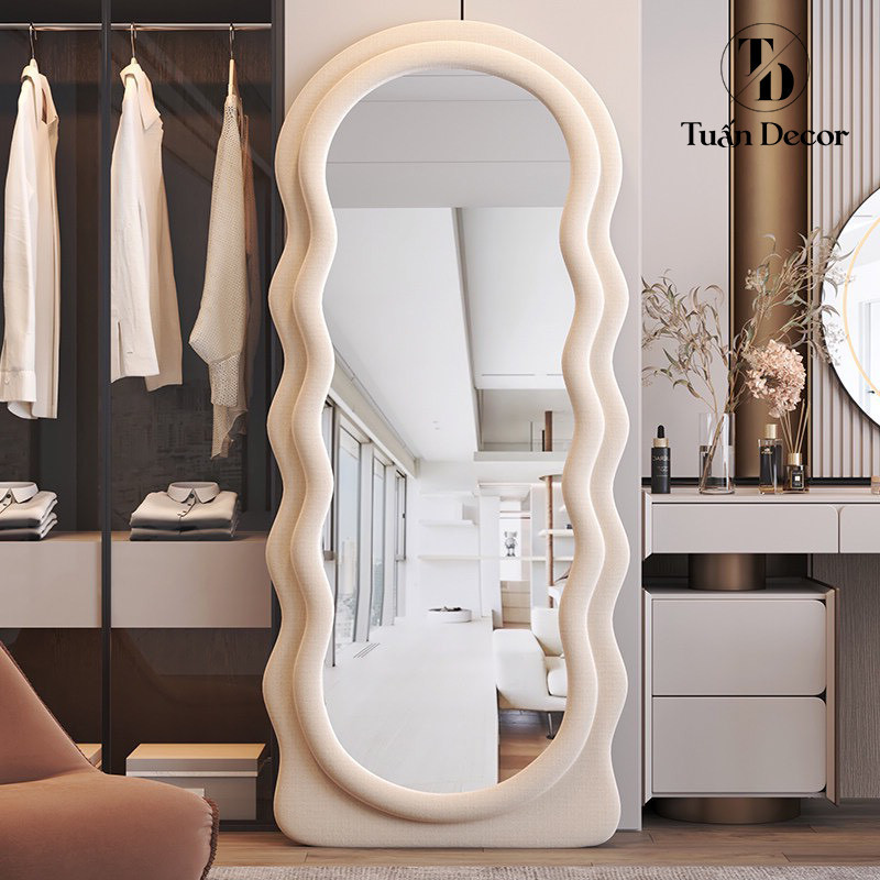 Gương  KN Decor Toàn Thân - Khung Gỗ Bọc Nỉ Đầu Thon Đế Bằng Cao Cấp