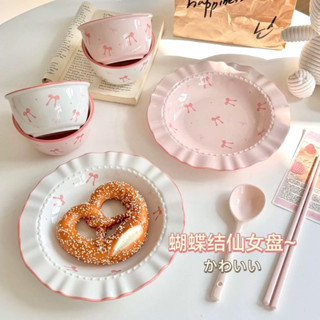 Set 3 món Bát Đĩa Kèm Thìa Hình Nơ bé Hồng Xinh Xắn  M324