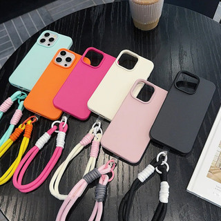 Phong Cách Mới Lychee Da Họa Tiết Dopamine Màu Trơn Có Dây Đeo Tay Vỏ Bảo Vệ Chống Sốc Thích Hợp Cho iPhone16plus 16promax 16pro 15plus 15promax 15 14plus 14promax 14pro 14 13promax 13pro 13mini 13 12promax 12mini 12 Ốp Điện Thoại
