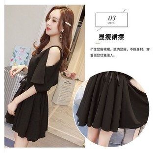 Thời trang nữ lệch vai dáng ôm eo hẹp