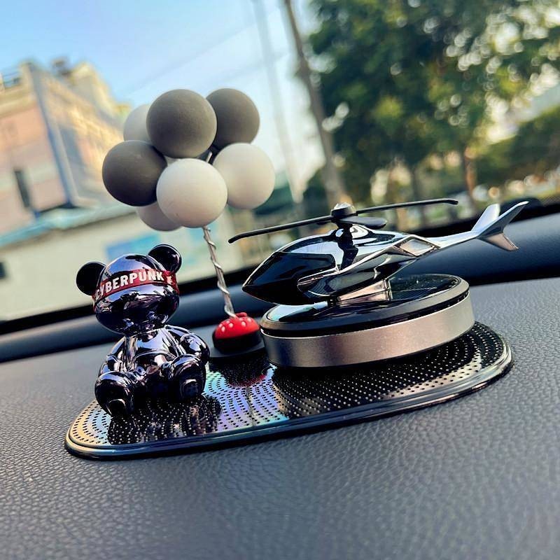 【Ready Stock】 Bear Auto Perfume Automobile Aromatherapy Car Deodorant Long-Lasting Fragrance Light P