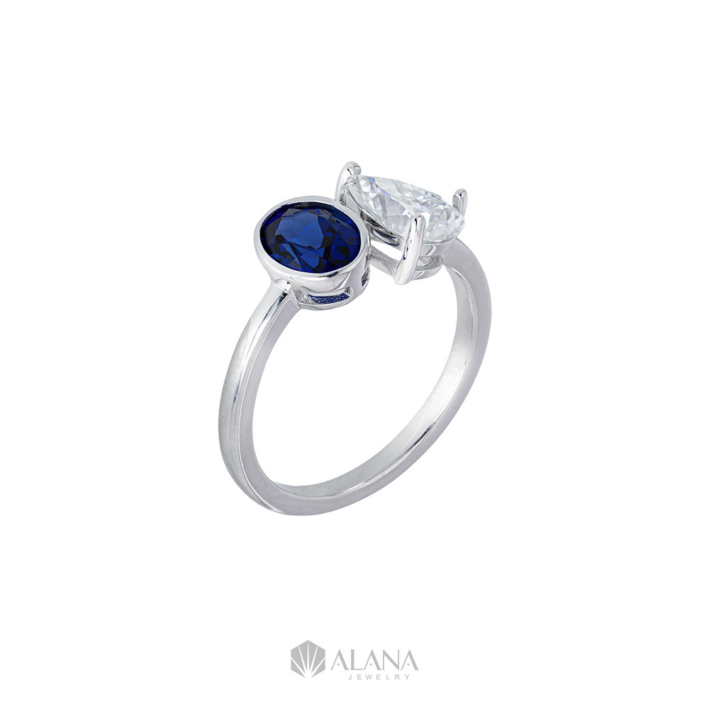 NHẪN OVAL BLUE GREY+GIỌT NƯỚC ĐÍNH MOISSANITE CHỦ 5X7 BẠC 925 (CHIẾC) – RWS070006