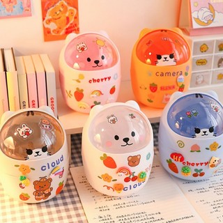 (TẶNG KÈM STICKER) Thùng Rác Mini Hình Gấu Có Nắp Kiêm Hộp Đựng Bút Và Đồ Cá Nhân Để Bàn ALSIA