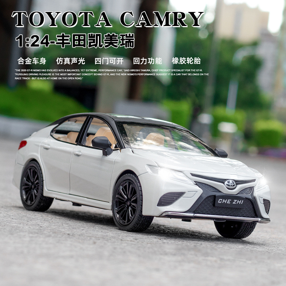 Mô hình Toyota Camry 1:24 có âm thanh và ánh sáng