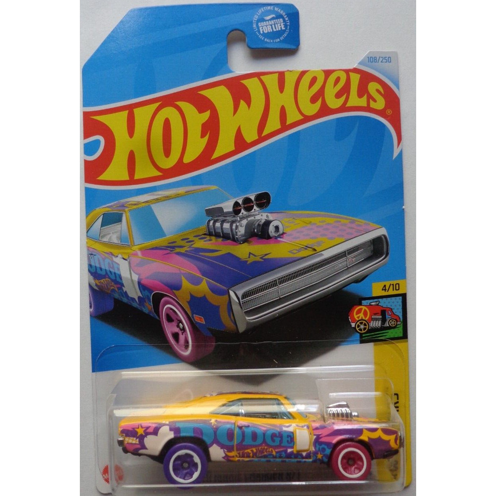 2024 Hot Wheels HW ART CARS 4 / 10 '70 Dodge Charger R / T 108 / 250