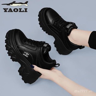  Giày nữ độn cao bên trong Yaoli giày trắng thoáng khí mặt lưới Bánh xốp đế dày 10cm Nữ Mẫu Mới mùa hè 2022 