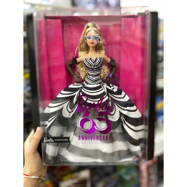 HRM58 Barbie 65th Blue Sapphires Birthday Fashion Doll cho các bé gái