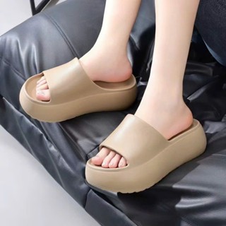 Dép nữ quai ngang đế xuồng tăng chiều cao 5.5cm basic nhẹ êm chân iDÉP DL325 (Đen, Kem, Nâu)