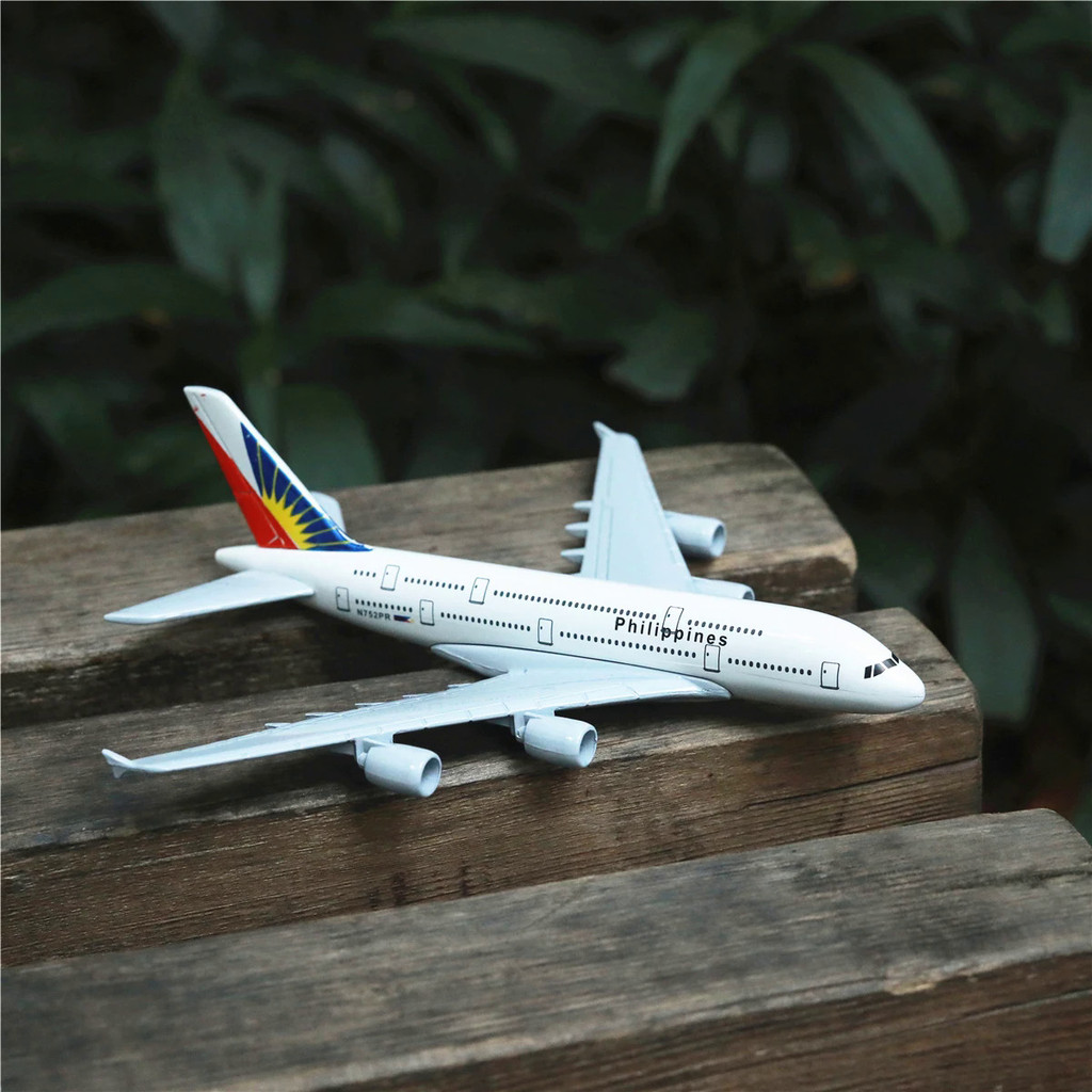 Tỉ Lệ 1: 400 Máy Bay Kim Loại 15cm Philippines Airlines Boeing Airbus Model Diecast Máy Bay Thu Nhỏ 