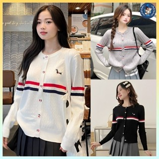   A240  Áo KHOÁC len nữ Cardigan NÚT 3 SỌC thêu LOGO CÚN họa tiết gân hàng LOẠI 1 Quảng Châu - L2M 
