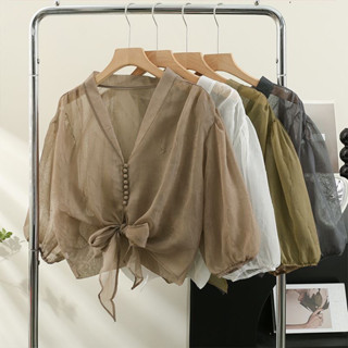  Mùa Hè 2025 Phong Cách Mới Thiết Kế Thời Trang Niche Puff Tay Áo Sơ Mi Nữ Pháp Mỏng Ren Chống Nắng Voan Top 