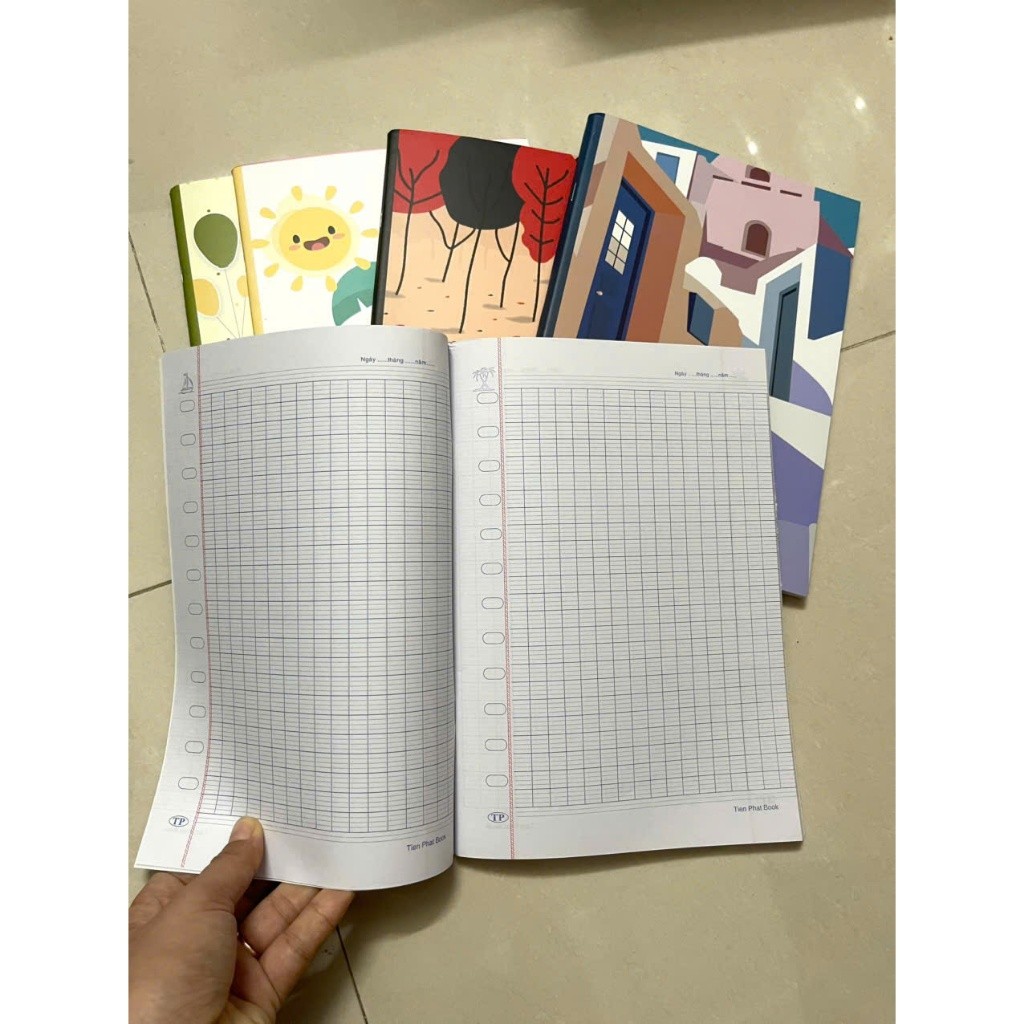1 cuốn Tập sinh viên 200 trang, định lượng 60gsm