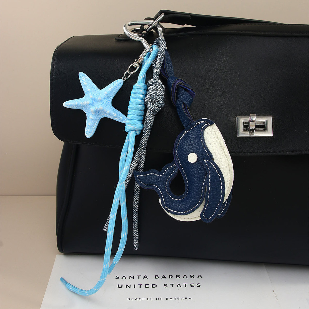 Internet Celebrity Whale Light Luxury Leather Pendant Keychain Cartoon Cute Dancing Whale Key Chain 