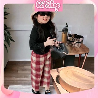 Set áo đen kèm quần dài kẻ caro trắng đỏ chaukids cho bé gái