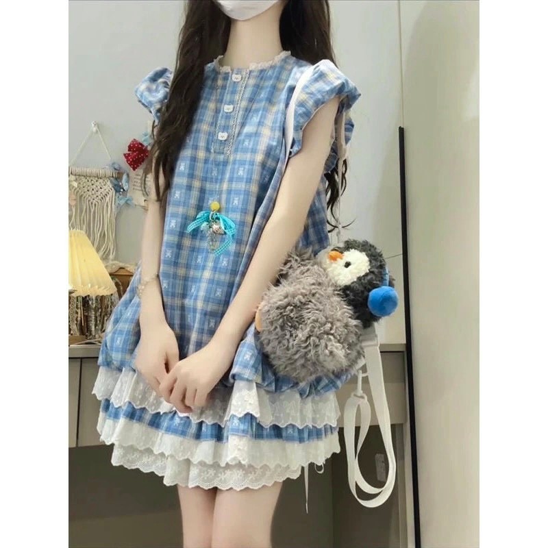 Đầm ngắn tay phồng kẻ caro xanh hoạ tiết gấu nhỏ dễ thương phối ren, quần ren vibe xinh xắn đáng yêu