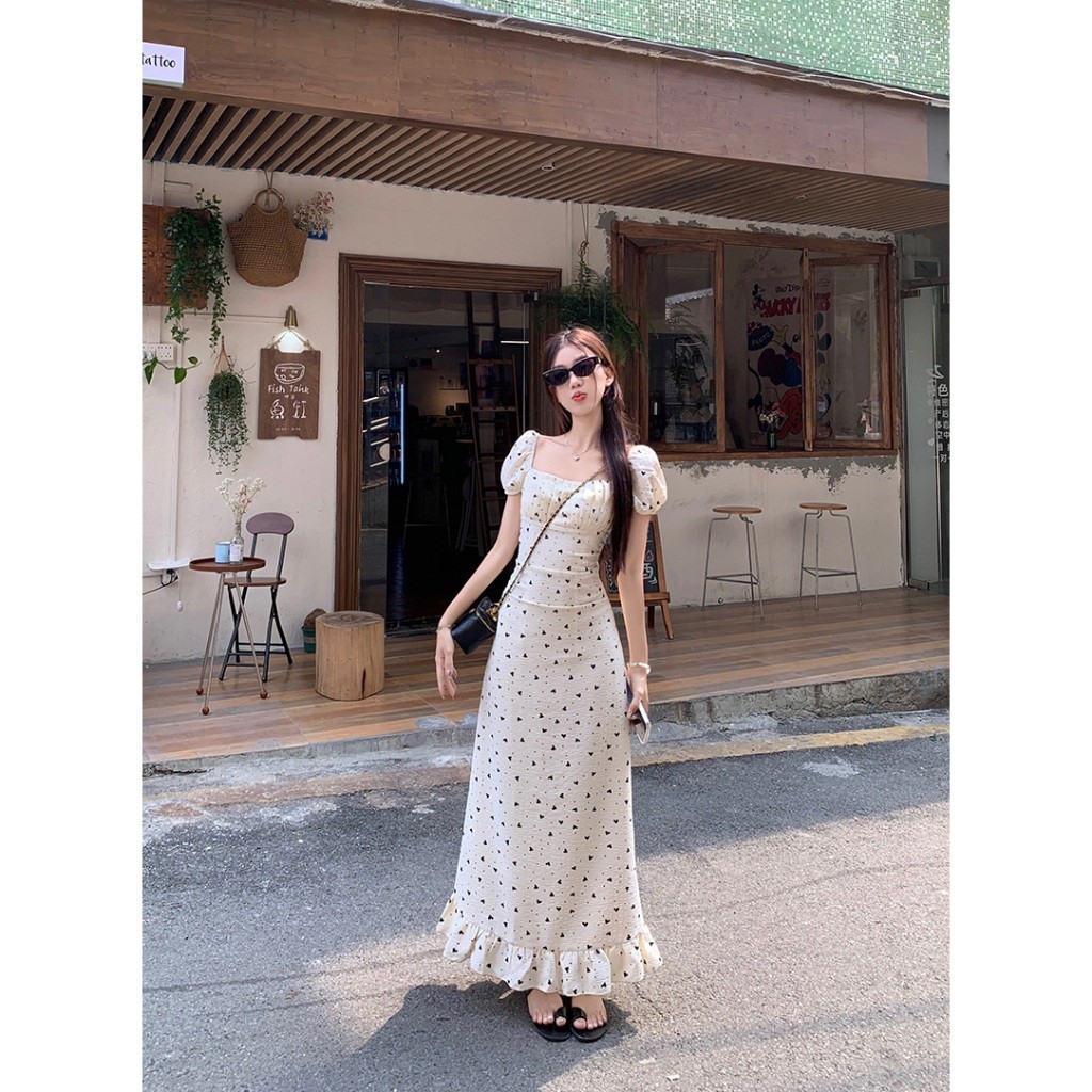 「MOTEL7」Đầm ngắn tay dài có dây xếp ly