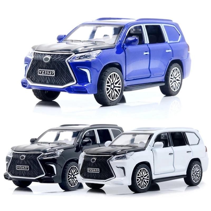 Xe mô hình kim loại Lexus LX570 tỉ lệ 1:36 mở 4 cửa