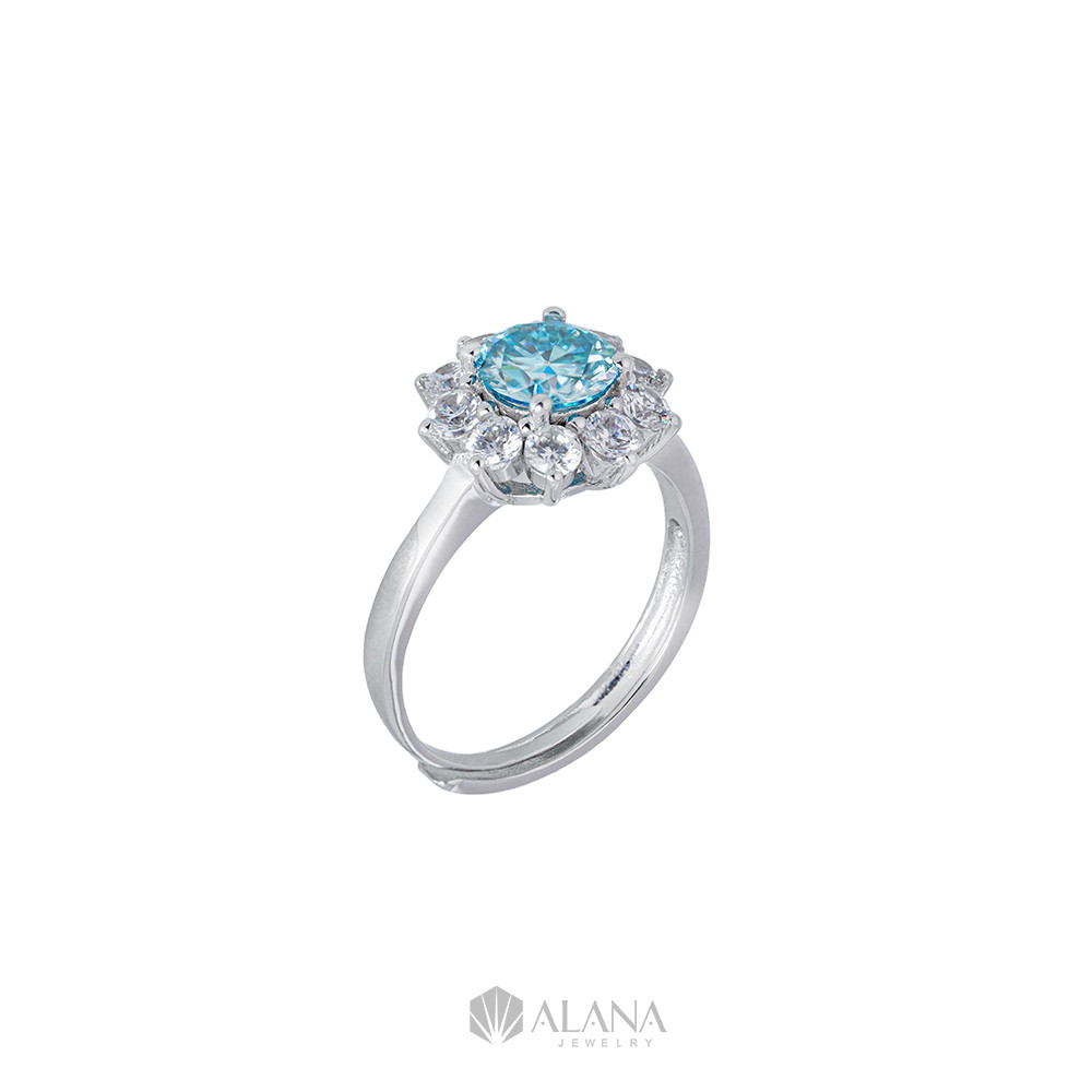 NHẪN HOA ĐÍNH CHỦ MOISSANITE BLUE 6.5LI BẠC 925 (CHIẾC) – RWS065004