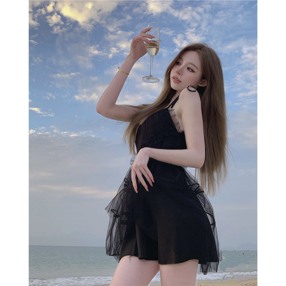 Váy Liền Hai Dây 