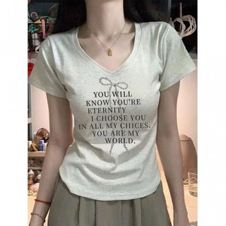 【100% cotton 】Áo baby tee Áo Thun ôm body Áo y2k Áo thun cổ chữ V in nơ mùa hè phong cách mới hàng đầu dành cho nữ