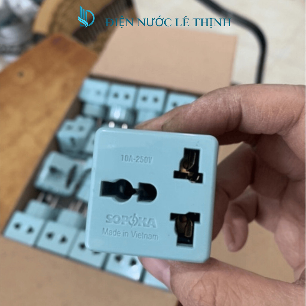 Ổ chia 2 ngả kiêm đầu nối 3 ngả Sopoka P15 công suất 2200w hàng chính hãng