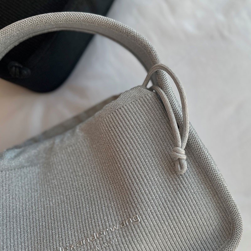 Cô Túi đeo nách Wang Dệt kim Alexander 2024 Túi xách sành điệu và đa năng (có hộp) Beg Ms. (có hộp)