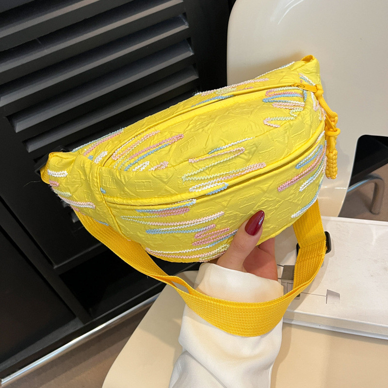 Túi đeo chéo nữ mới năm nay Túi chống gió Túi đeo chéo nhỏ tươi Túi thể thao Niche sinh viên Túi thắt lưng đa chức năng