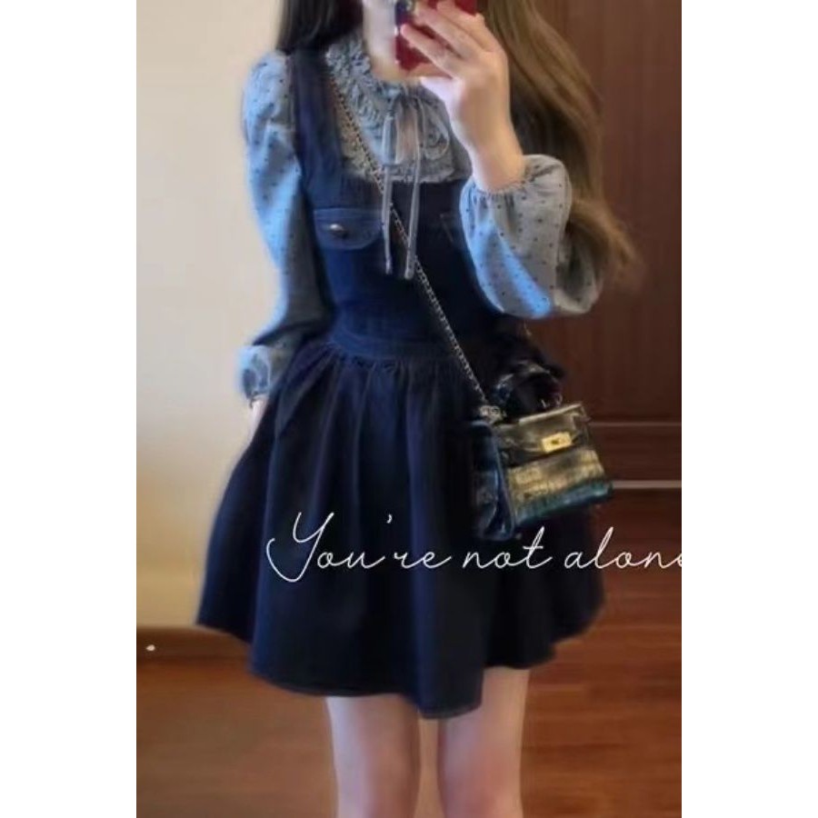 Váy nữ đầu mùa thu trọn bộ váy liền bò thắt nơ rộng rãi cổ điển Áo sơ mi ren chấm bi nữ