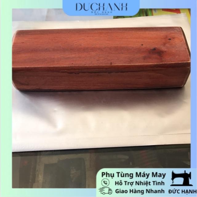 Gỗ ủi quần áo