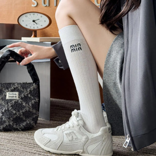Nhật Bản Đơn Giản Thêu Chữ Màu Trơn Thường Ngày Ôm Hơn Nhìn Bắp Chân Tất Nữ JK Phong Cách Preppy Tất Dài Đến Đầu Gối